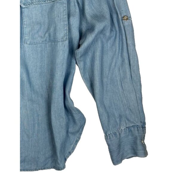 Jluxlabel - Small - Womens Jean button up. FREE Shipping. - Picture 2 of 3